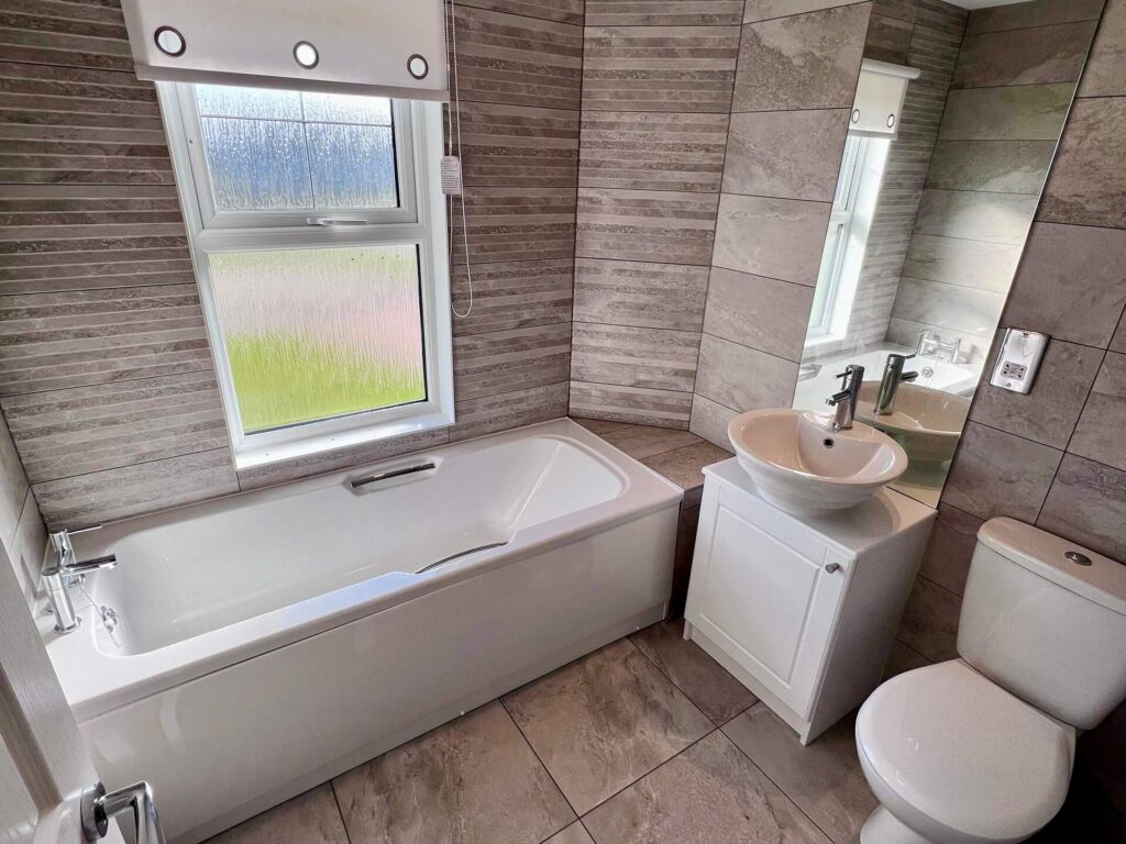 Stately Wentwood park home gallery photograph