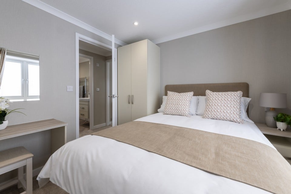 Second bedroom in the Omar Image park home